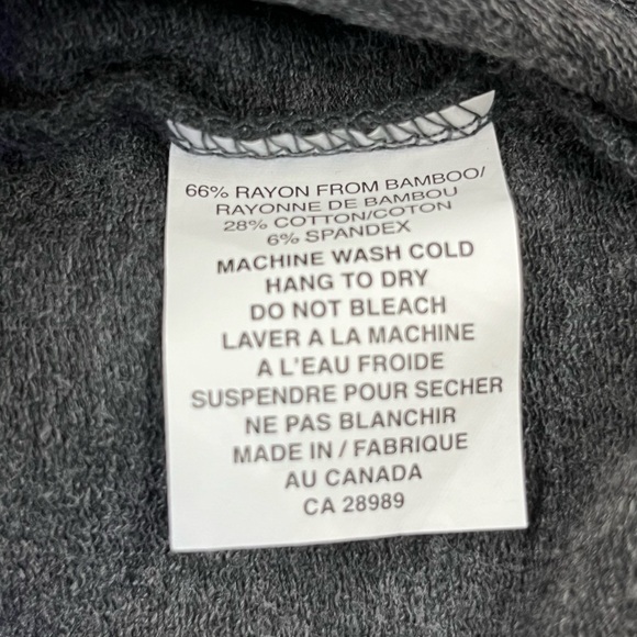 Grey mini skirt - Picture 3 of 4